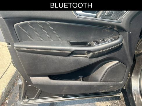 Used 2019 Ford Edge ST w/ Equipment Group 401A AWD/4WD image 10