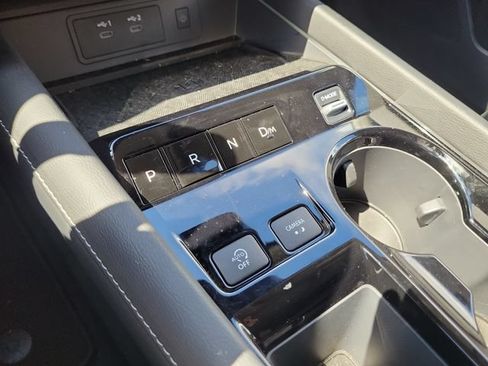 Certified 2025 Nissan Murano SL w/ Cargo Package AWD/4WD image 32