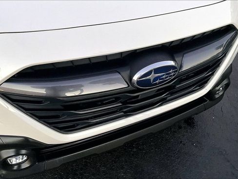 Used 2024 Subaru Outback Premium image 31