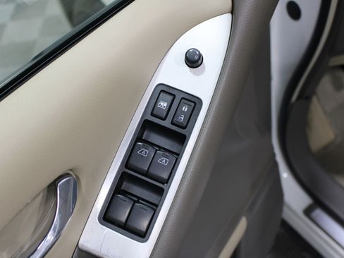 Used 2012 Nissan Murano SL FWD image 7
