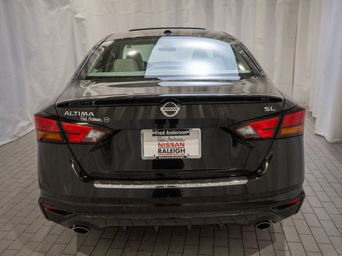 Used 2021 Nissan Altima 2.5 SL image 4