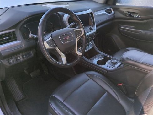 Used 2022 GMC Acadia SLT w/ Technology Package image 12