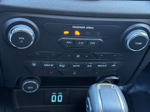 Used 2019 Ford Ranger Lariat w/ Equipment Group 501A Mid image 23