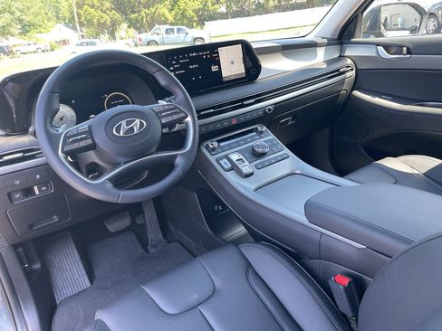 Used 2025 Hyundai Palisade SEL AWD/4WD image 30