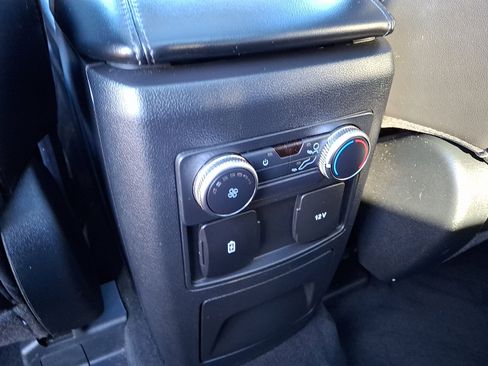 Certified 2022 Ford Explorer XLT w/ Equipment Group 202A image 11