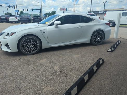 Used 2015 Lexus RC F RWD image 4