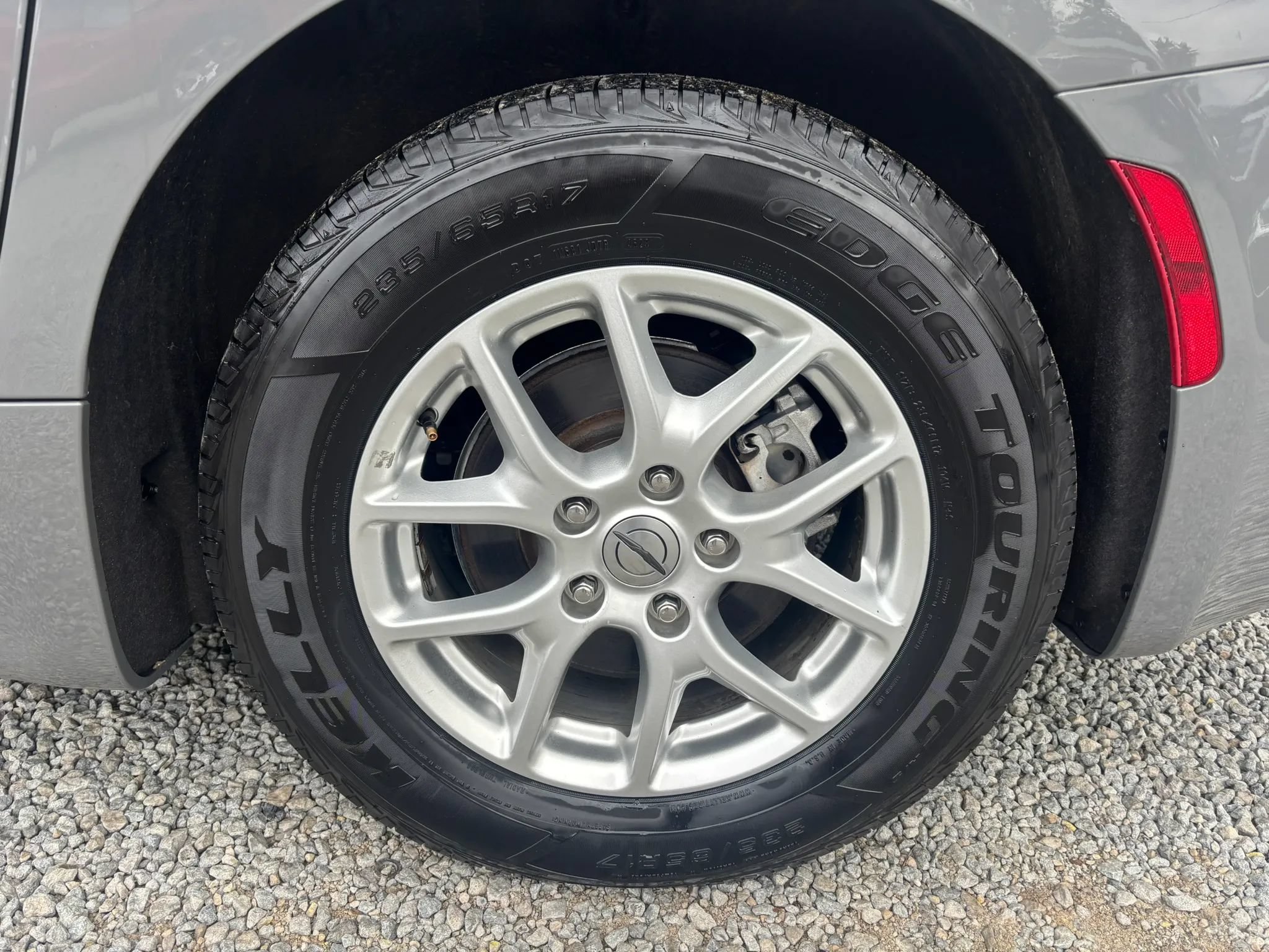 Used 2022 Chrysler Pacifica Touring-L FWD image 2