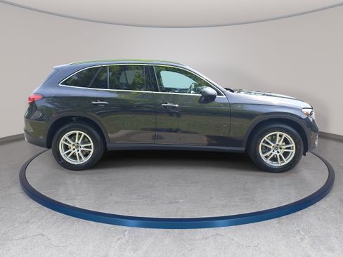 New 2026 Mercedes-Benz GLC 300 image 4