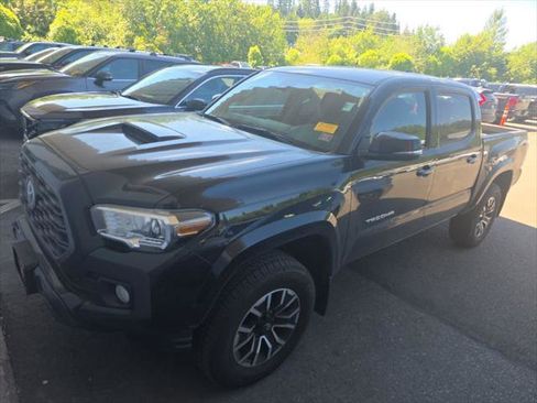 Certified 2020 Toyota Tacoma TRD Sport AWD/4WD image 1