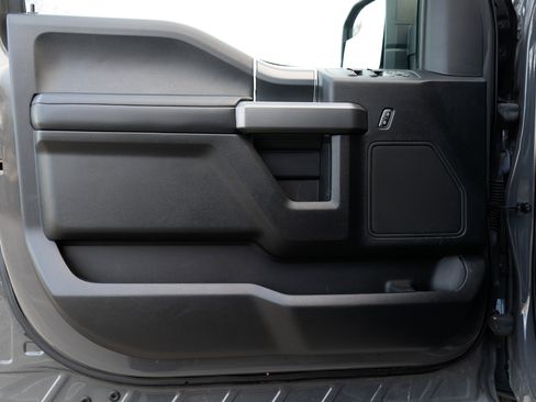 Used 2020 Ford F150 XLT w/ Equipment Group 302A Luxury image 38