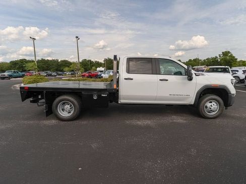 New 2026 GMC Sierra 3500 Pro w/ Convenience Package AWD/4WD image 11