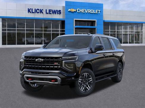 New 2026 Chevrolet Suburban Z71 w/ Comfort Package AWD/4WD image 6
