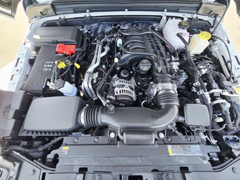 New 2026 Jeep Gladiator Sport AWD/4WD image 21