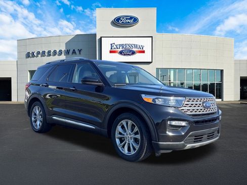 Used 2024 Ford Explorer Limited image 4