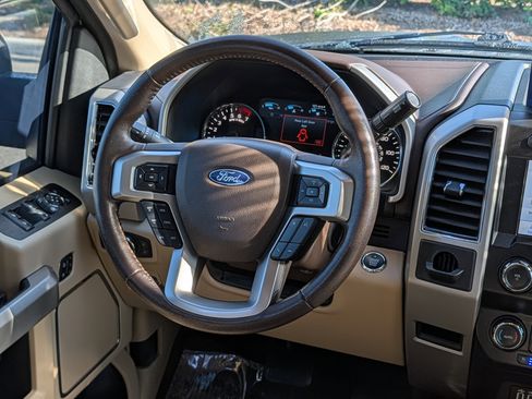 Certified 2020 Ford F150 Lariat w/ Equipment Group 501A Mid RWD image 18