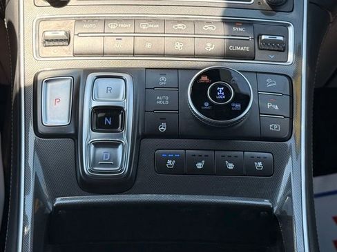 Used 2022 Hyundai Santa Fe Calligraphy AWD/4WD image 30