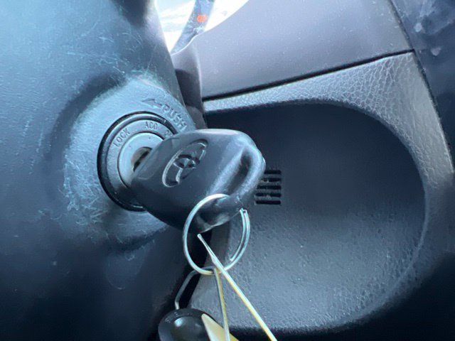 Used 2014 Toyota Corolla LE FWD image 20