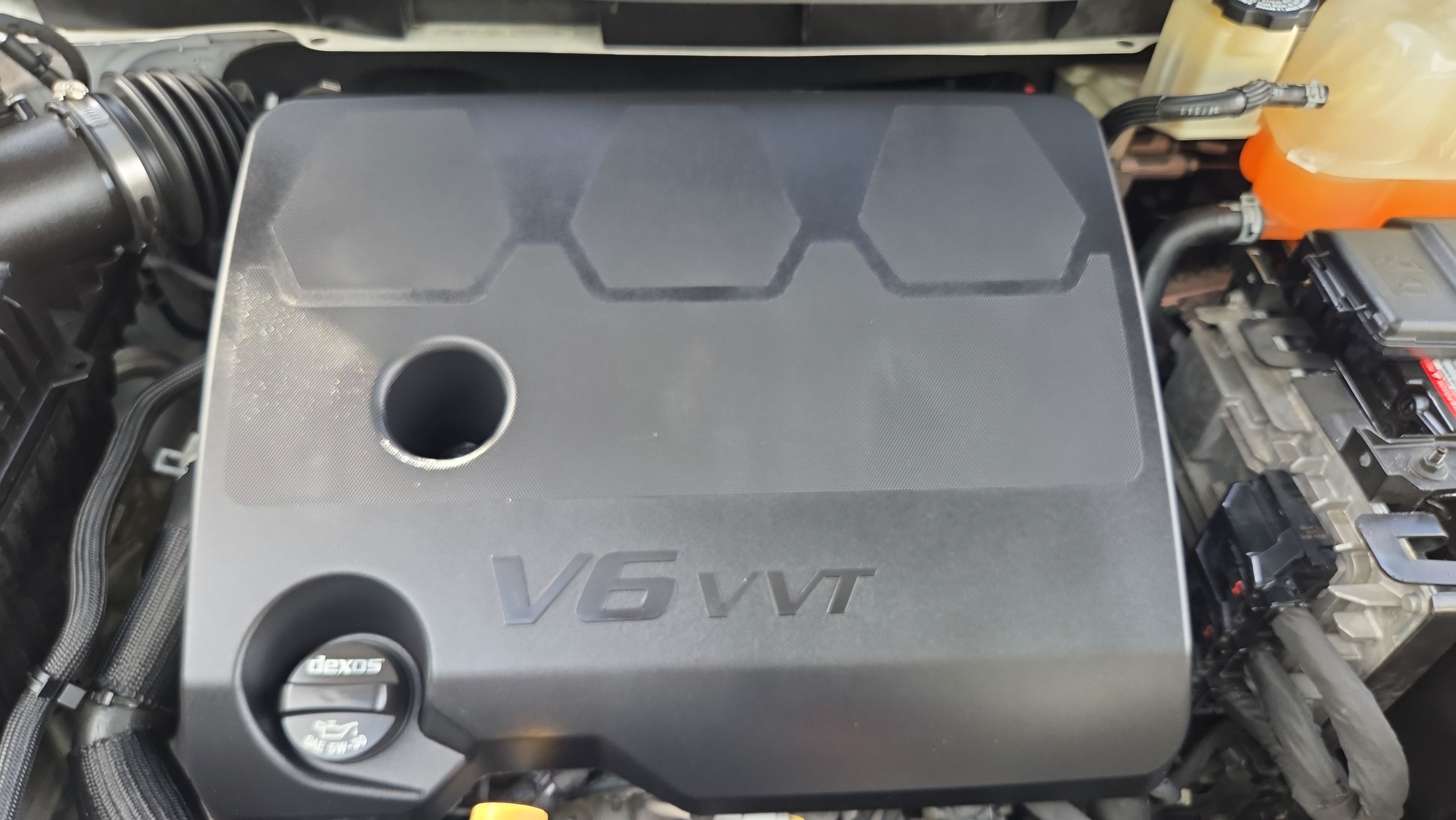 Used 2020 Chevrolet Traverse LT FWD image 18