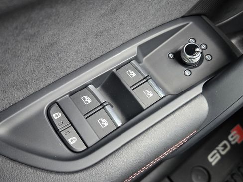 Used 2023 Audi SQ5 Prestige w/ Prestige Package image 35