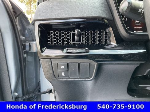 Used 2024 Honda CR-V EX-L image 25