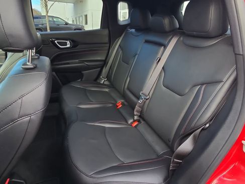 Used 2023 Jeep Compass Trailhawk w/ Trailhawk Elite Group image 7