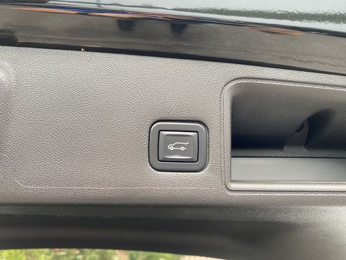 Used 2022 GMC Terrain AT4 image 26