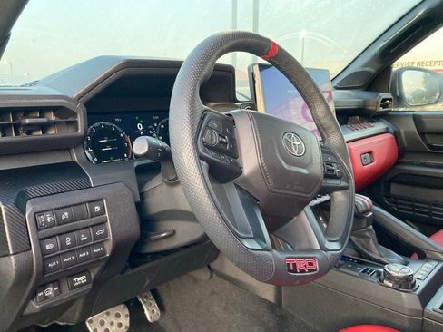 Certified 2025 Toyota Tacoma TRD Pro AWD/4WD image 9