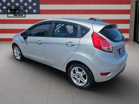 Used 2018 Ford Fiesta SE FWD image 7