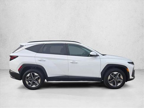 Used 2025 Hyundai Tucson SEL AWD/4WD image 4