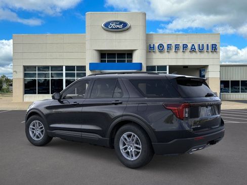 New 2026 Ford Explorer Active w/ Active Comfort Package RWD image 4