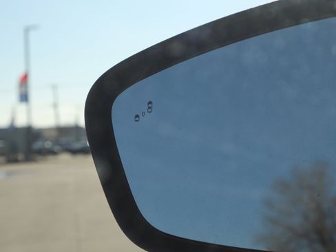 Used 2022 Ford Escape Titanium image 24