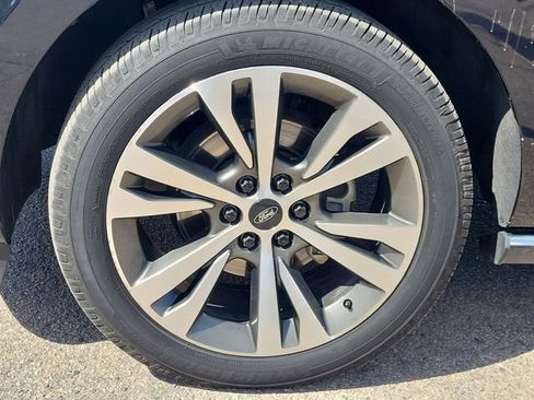 Used 2020 Ford Expedition Platinum image 10