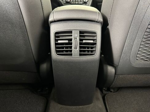 Used 2022 Kia Niro EX w/ Cold Weather Package image 34