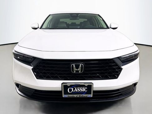 New 2026 Honda Accord LX image 2