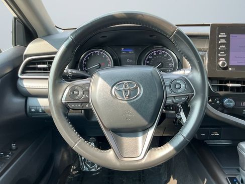 Used 2024 Toyota Camry SE FWD image 13