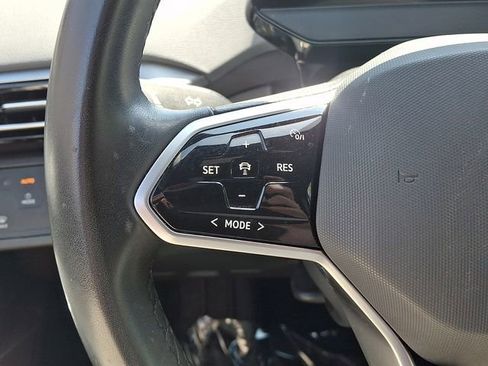 Used 2023 Volkswagen ID.4 Pro image 22