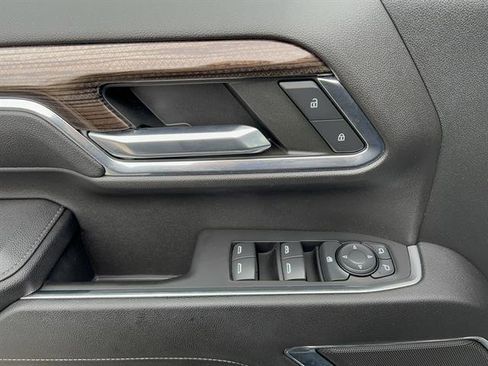 Used 2024 Chevrolet Silverado 2500 LT image 13