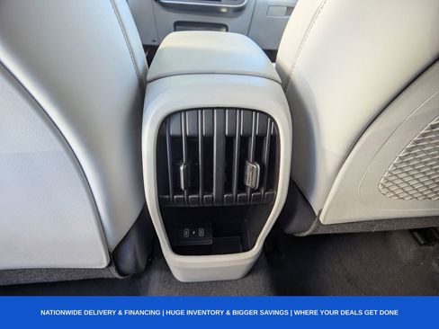 Used 2024 Hyundai Kona Limited image 19