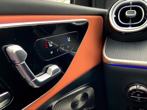 New 2025 Mercedes-Benz GLC 350e GLC 350e image 24