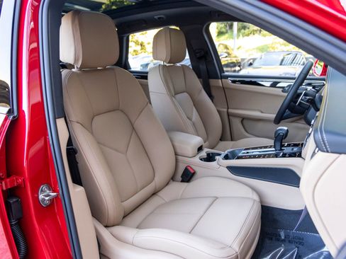 New 2026 Porsche Macan S image 57