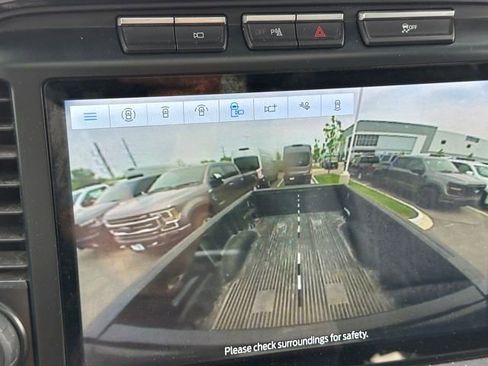 Used 2022 Ford F150 Lariat w/ Equipment Group 502A High image 28