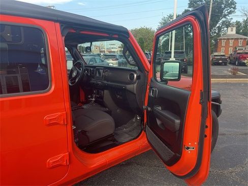 Used 2023 Jeep Wrangler Sport image 10