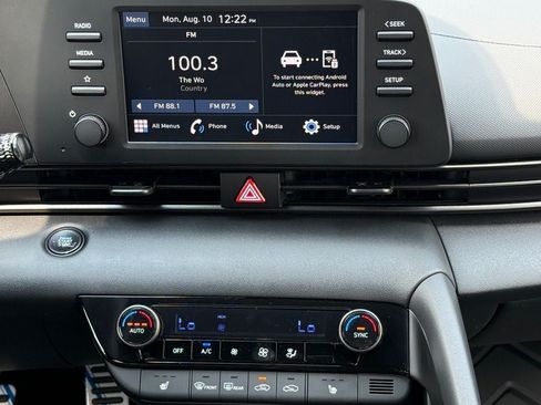 New 2026 Hyundai Elantra SEL Sport FWD image 21