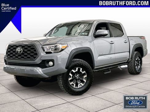 Used 2020 Toyota Tacoma TRD Off-Road AWD/4WD image 1