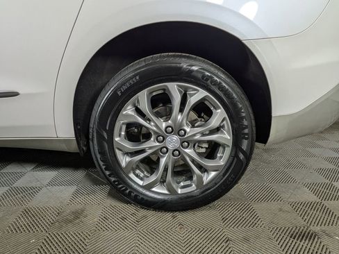 Used 2019 Buick Enclave Avenir w/ Avenir Technology Package image 13