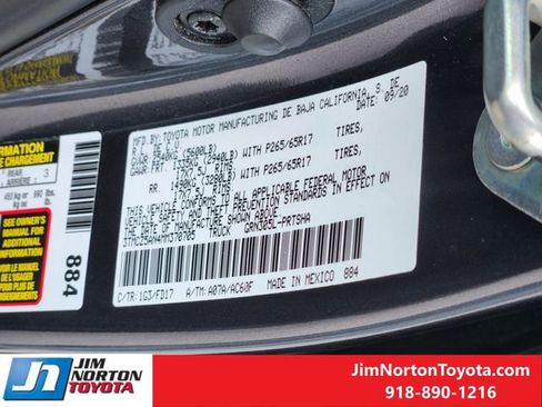 Used 2021 Toyota Tacoma TRD Sport w/ Technology Package image 34