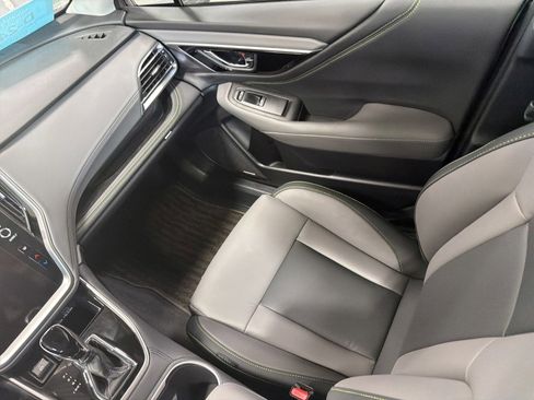 Certified 2025 Subaru Outback Onyx Edition image 11