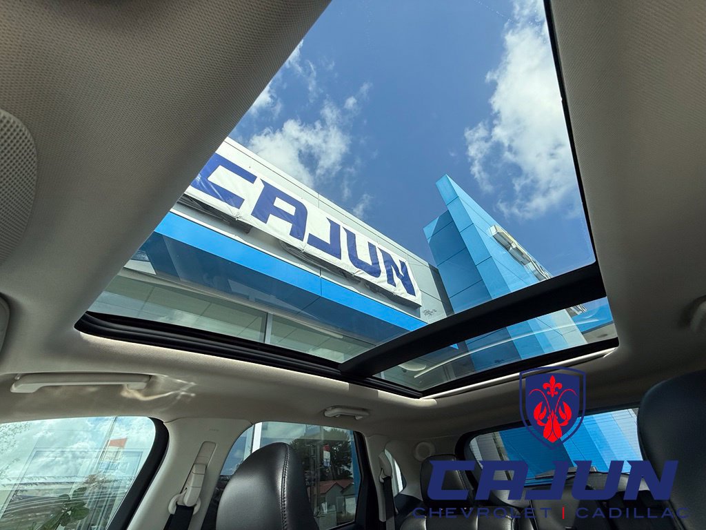 Used 2019 Ford Edge Titanium w/ Equipment Group 301A FWD image 15