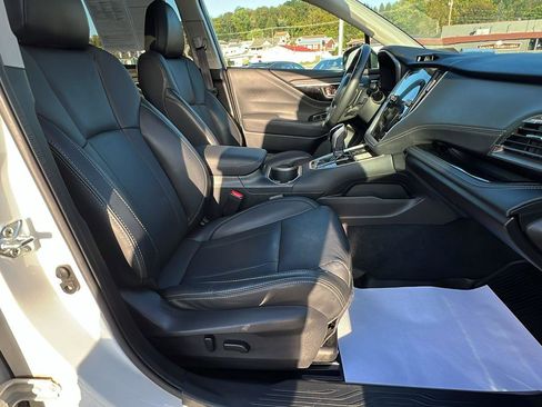 Used 2022 Subaru Outback Limited image 13