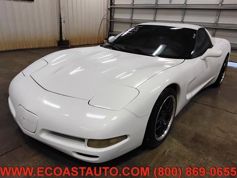 Used 1997 Chevrolet Corvette Coupe w/ Memory Pkg image 4